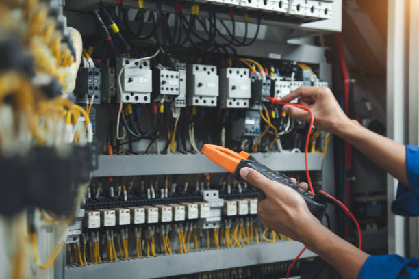 Best Affordable Emergency Electrician  in Redfield, SD