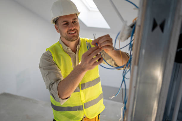 Best Licensed Electrician  in Redfield, SD
